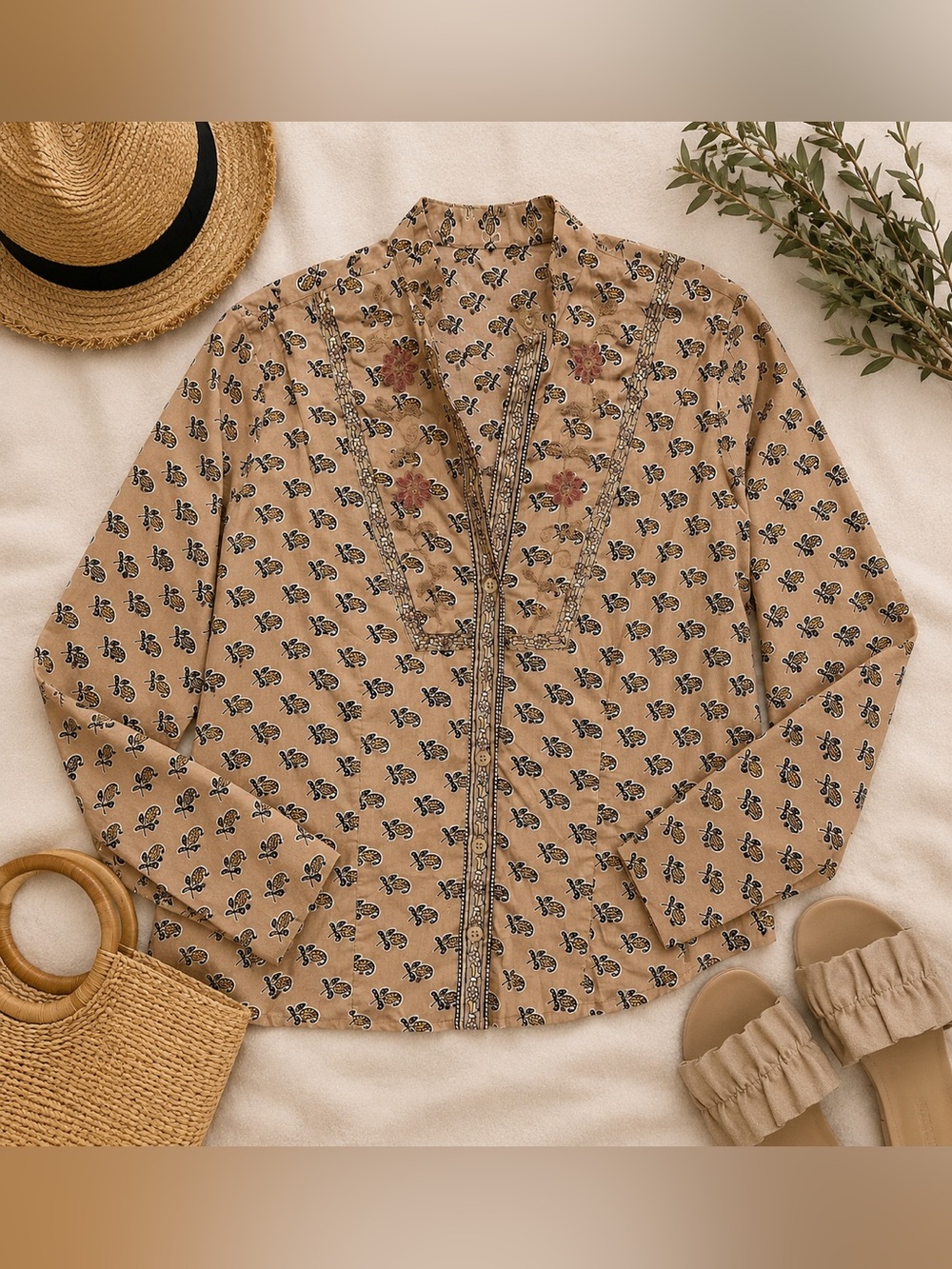 ANGIE Embroidered Boho Button Front Blouse Top Beige Floral Print Size Small NWT